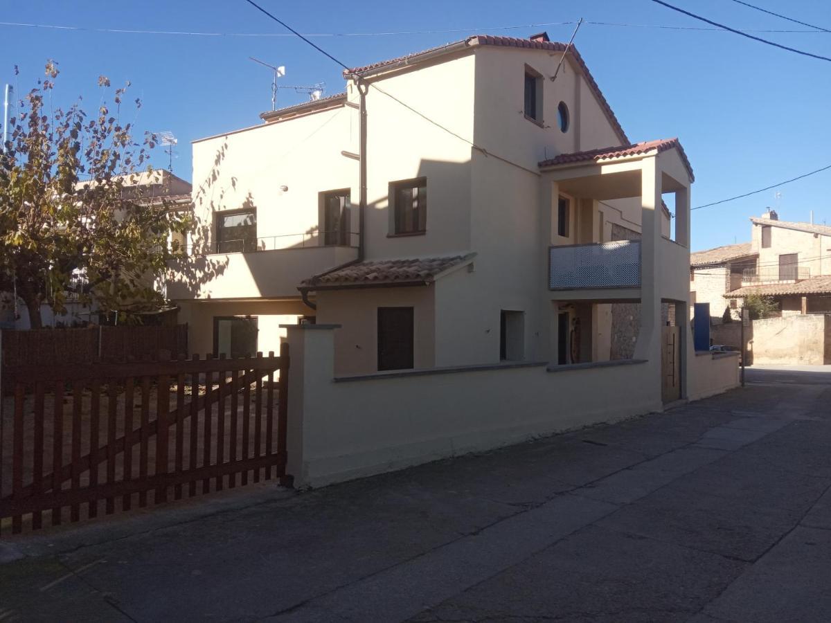 The Almond Tree Apartment Torre del Compte Екстериор снимка