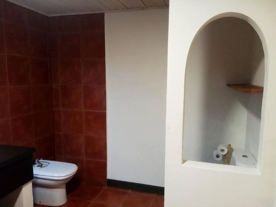 The Almond Tree Apartment Torre del Compte Екстериор снимка